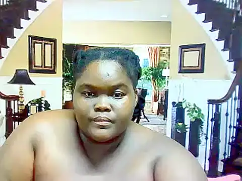 Snapshot of EbonyHotBuns chatting on 02.20.25 EbonyHotBuns online show from 02.20.25