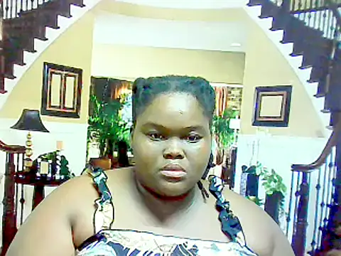Snapshot of EbonyHotBuns chatting on 02.20.25 EbonyHotBuns online show from 02.20.25