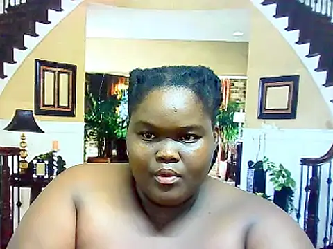 Snapshot of EbonyHotBuns chatting on 02.20.25 EbonyHotBuns online show from 02.20.25
