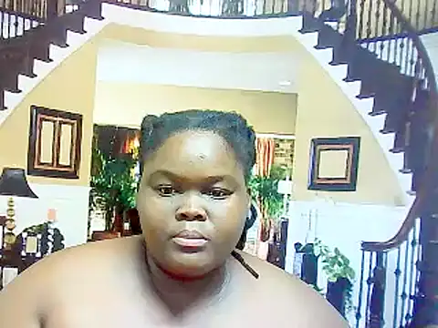 Snapshot of EbonyHotBuns chatting on 02.24.25 EbonyHotBuns online show from 02.24.25