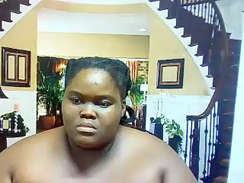 Snapshot of EbonyHotBuns chatting on 02.25.25 EbonyHotBuns online show from 02.25.25
