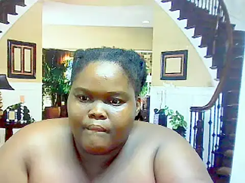 Snapshot of EbonyHotBuns chatting on 02.27.25 EbonyHotBuns online show from 02.27.25