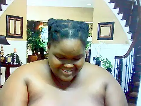 Snapshot of EbonyHotBuns chatting on 02.27.25 EbonyHotBuns online show from 02.27.25