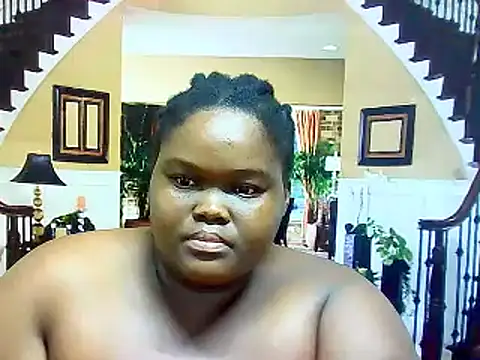 Snapshot of EbonyHotBuns chatting on 03.03.25 EbonyHotBuns online show from 03.03.25
