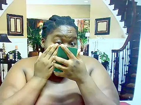 Snapshot of EbonyHotBuns chatting on 03.06.25 EbonyHotBuns online show from 03.06.25