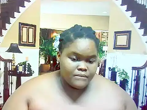 Snapshot of EbonyHotBuns chatting on 03.09.25 EbonyHotBuns online show from 03.09.25