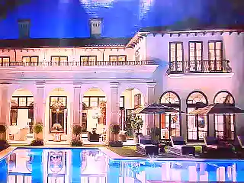 Snapshot of EbonyHotBuns chatting on 09.24.25 EbonyHotBuns online show from 09.24.25