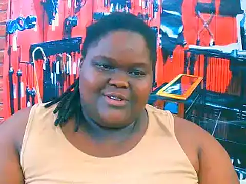 EbonyHotBuns online show from 10.31.25