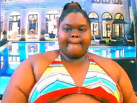 Snapshot of EbonyHotBuns chatting on 03.25.26 EbonyHotBuns online show from 03.25.26