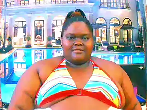 Snapshot of EbonyHotBuns chatting on 03.28.26 EbonyHotBuns online show from 03.28.26