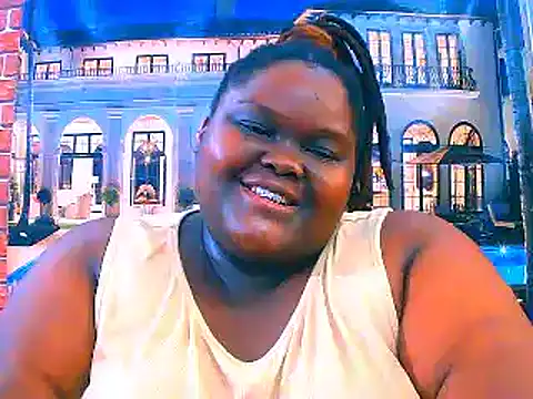 Snapshot of EbonyHotBuns chatting on 04.08.26 EbonyHotBuns online show from 04.08.26