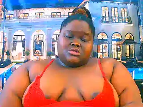 Snapshot of EbonyHotBuns chatting on 04.09.26 EbonyHotBuns online show from 04.09.26