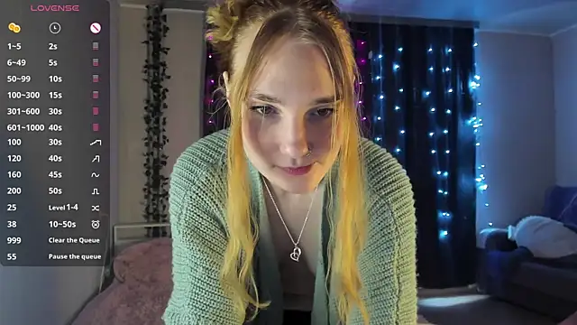 ReddHotPipper online show from 02.04.25