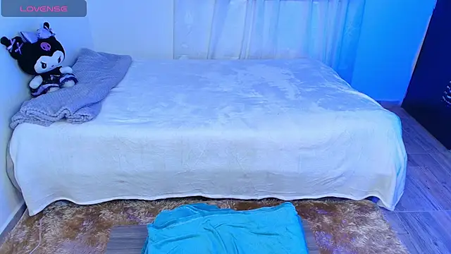 Snapshot of Dana_martinezz chatting on 09.18.25 Dana martinezz online show from 09.18.25