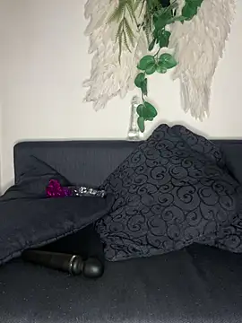 Snapshot of AlyssaHottv_ chatting on 03.21.25 AlyssaHottv online show from 03.21.25