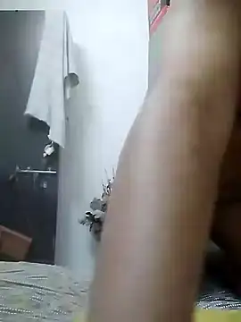 Snapshot of Happyman300 chatting on 03.01.25 Happyman300 online show from 03.01.25