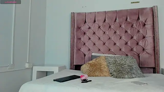 ScarlettMonroe  online show from 03.14.25