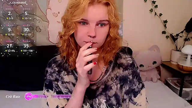 Snapshot of Moona_xx chatting on 07.18.26 Moona xx online show from 07.18.26