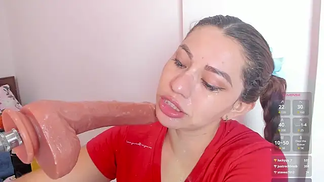 hade cute online show from 12.17.24