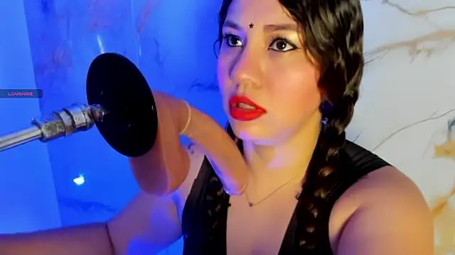 hade cute online show from 04.09.26