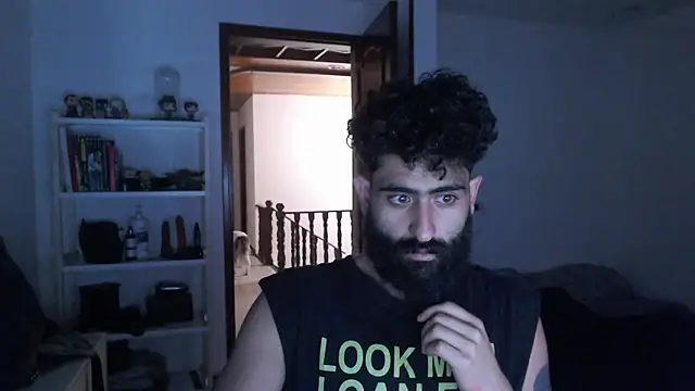 Snapshot of Drogamma chatting on 03.11.25 Drogamma online show from 03.11.25