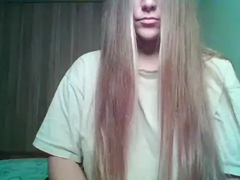 Evasapples online show from 10.23.25