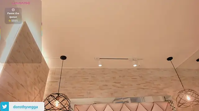 dorothy vegga online show from 10.18.25