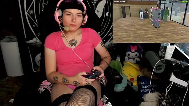 BrandiWRLD 999 online show from 12.04.24