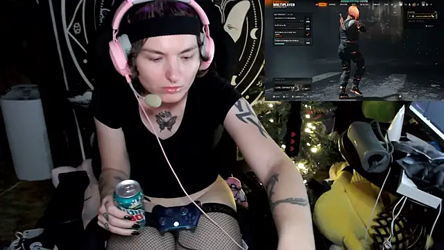 BrandiWRLD 999 online show from 12.07.24