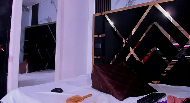 tifany bigdick online show from 10.12.25