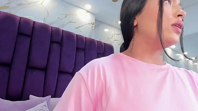 emma carterr1 online show from 04.14.26