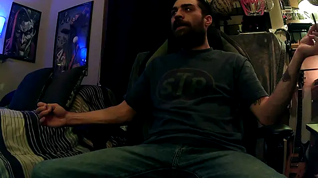 Snapshot of slutty_guy12 chatting on 02.12.25 slutty guy12 online show from 02.12.25