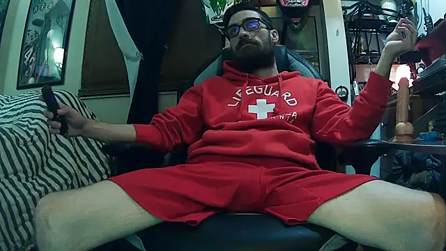 Snapshot of slutty_guy12 chatting on 02.19.25 slutty guy12 online show from 02.19.25