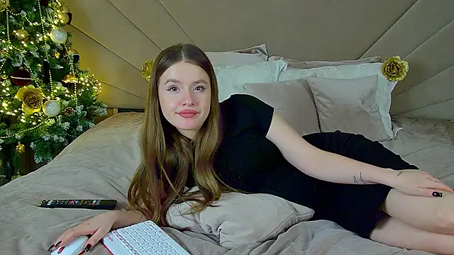 MilanaBalmain online show from 12.24.24