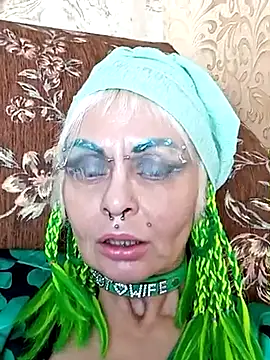 Gardener of Illusions online show from 03.17.25