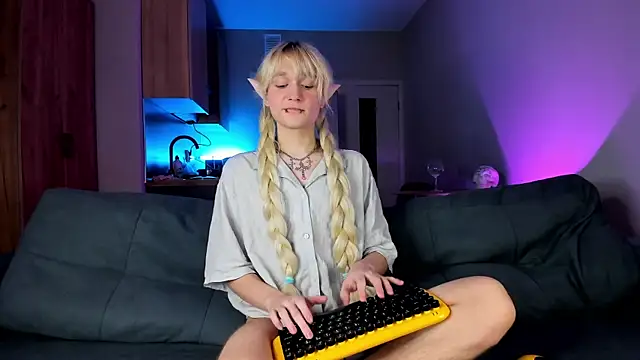 Gregory Byyrd online show from 12.10.24