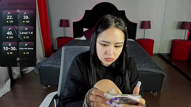 baby  kim online show from 02.10.25