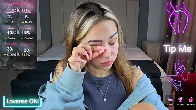 baby  kim online show from 10.10.25