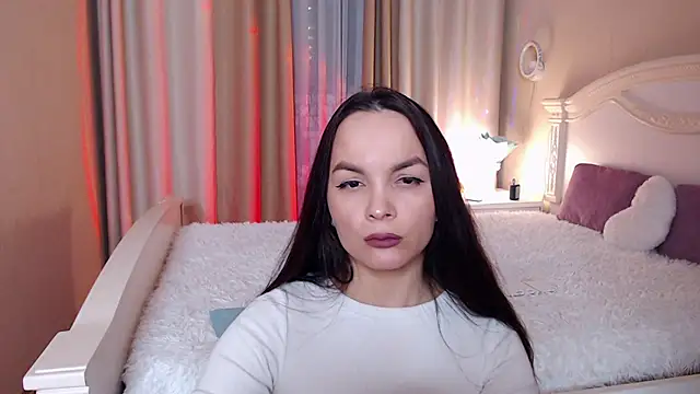 Avylew online show from 10.26.25