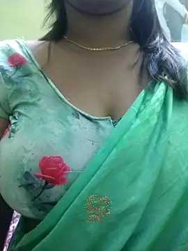 Snapshot of Sexy-Shalinii chatting on 01.14.25 Sexy-Shalinii online show from 01.14.25