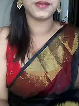 Snapshot of Sexy-Shalinii chatting on 02.09.25 Sexy-Shalinii online show from 02.09.25