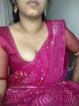 Snapshot of Sexy-Shalinii chatting on 02.25.25 Sexy-Shalinii online show from 02.25.25