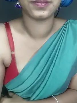 Snapshot of Sexy-Shalinii chatting on 03.03.25 Sexy-Shalinii online show from 03.03.25