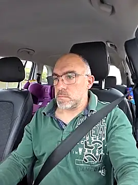 Snapshot of Crosss-23cm chatting on 12.05.25 Crosss-23cm online show from 12.05.25