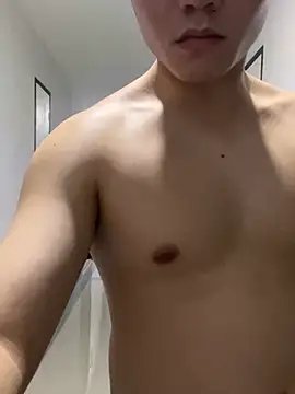 Snapshot of thehornyboyz chatting on 02.19.25 thehornyboyz online show from 02.19.25