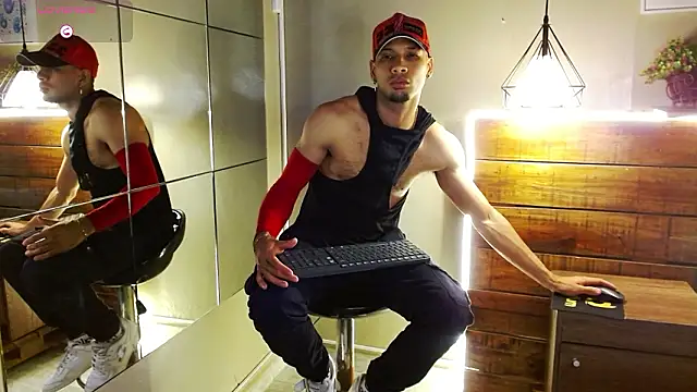 Snapshot of SonicJ25 chatting on 02.22.26 SonicJ25 online show from 02.22.26