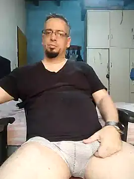 Snapshot of MrBig_2024 chatting on 02.01.25 MrBig 2024 online show from 02.01.25