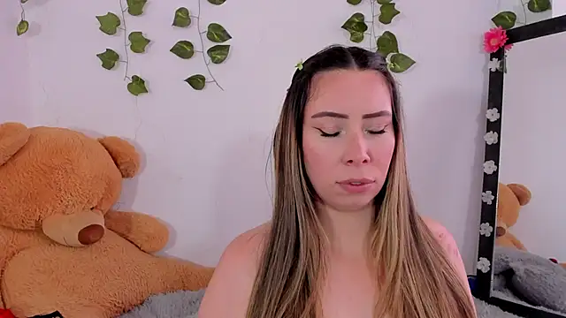 Snapshot of JanneKim chatting on 09.26.25 JanneKim online show from 09.26.25