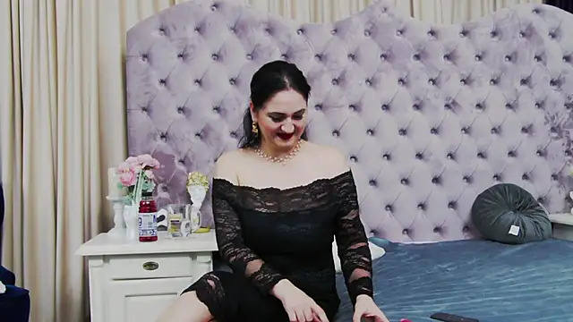 CassidyVelvet online show from 10.11.25