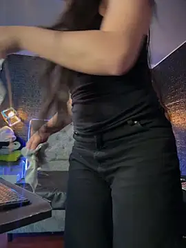 Paloma  LS online show from 11.13.25